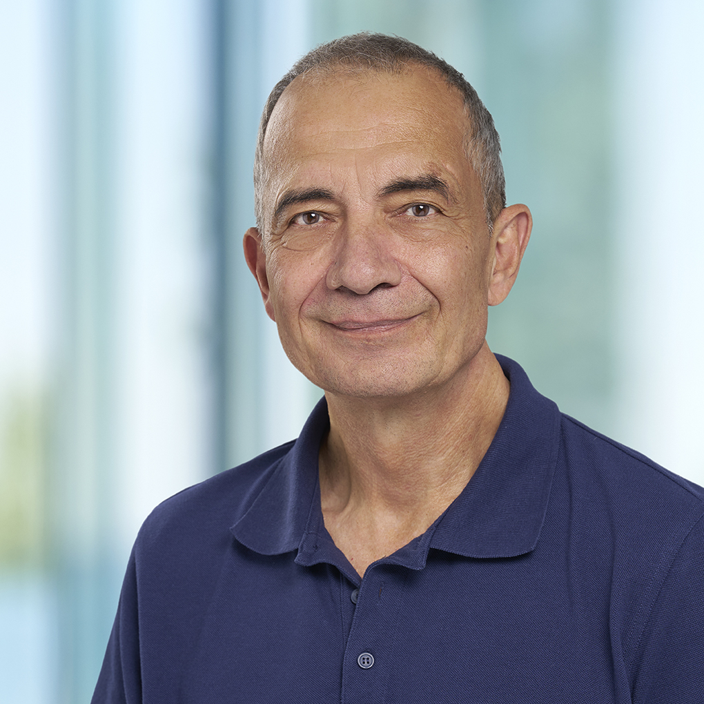 Dr. med. dent. Andreas Hergovits